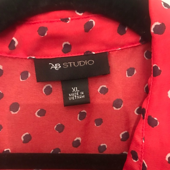 Vintage sheer top! - Picture 3 of 4